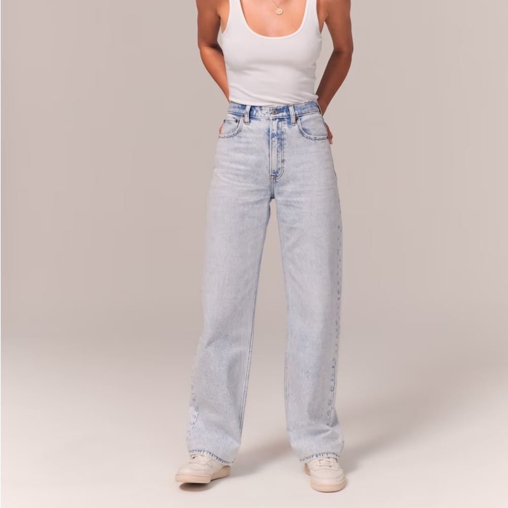 Abercrombie Curve Love High Rise Loose Jean